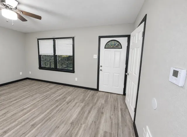 Photo 4 — 2722 E 9th Street, Lubbock, TX 79403