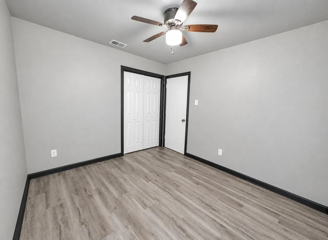 Photo 17 — 2722 E 9th Street, Lubbock, TX 79403