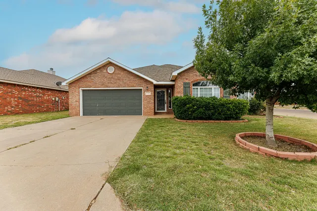 Front exterior — 10602 Clinton Avenue, Lubbock, TX 79424