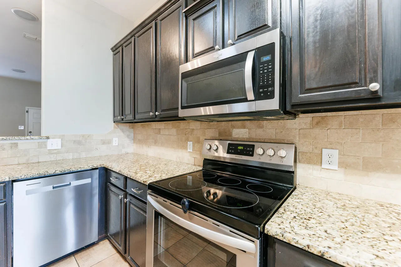Photo 14 — 10602 Clinton Avenue, Lubbock, TX 79424