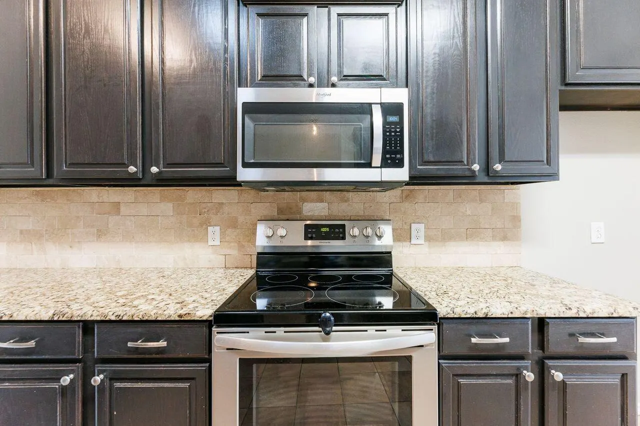 Photo 15 — 10602 Clinton Avenue, Lubbock, TX 79424