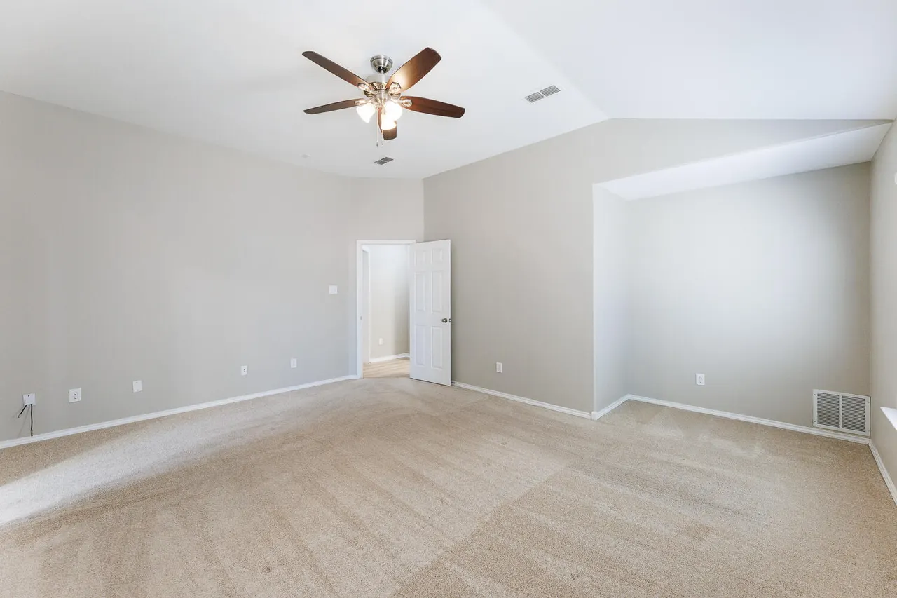 Photo 25 — 10602 Clinton Avenue, Lubbock, TX 79424