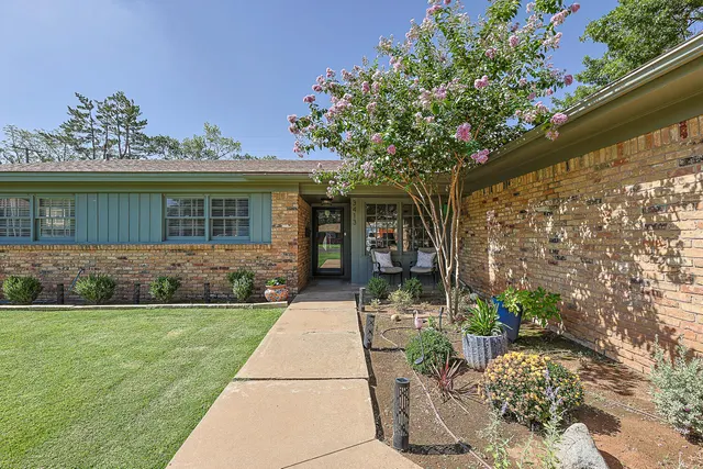 Photo 2 — 3413 60th Street, Lubbock, TX 79413