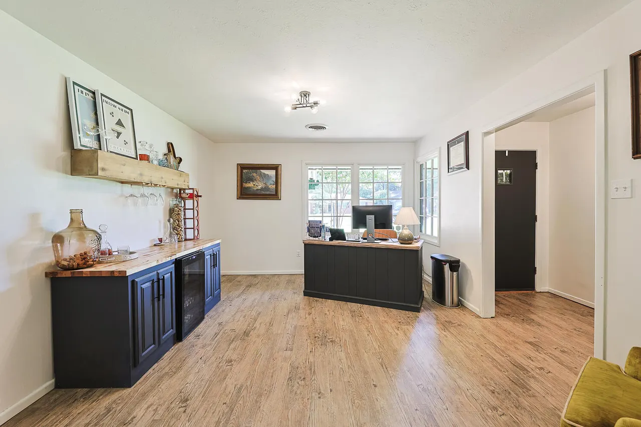 Photo 7 — 3413 60th Street, Lubbock, TX 79413