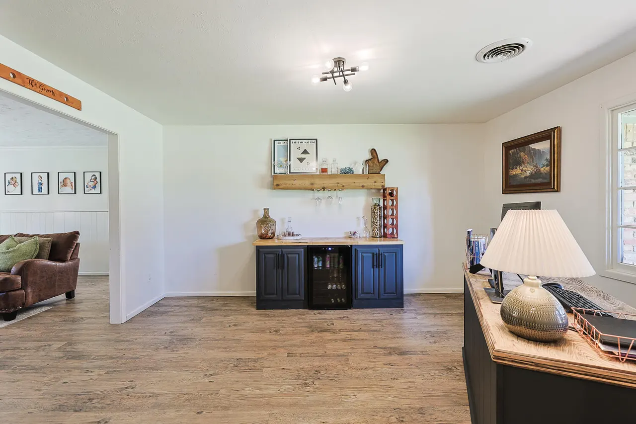 Photo 8 — 3413 60th Street, Lubbock, TX 79413