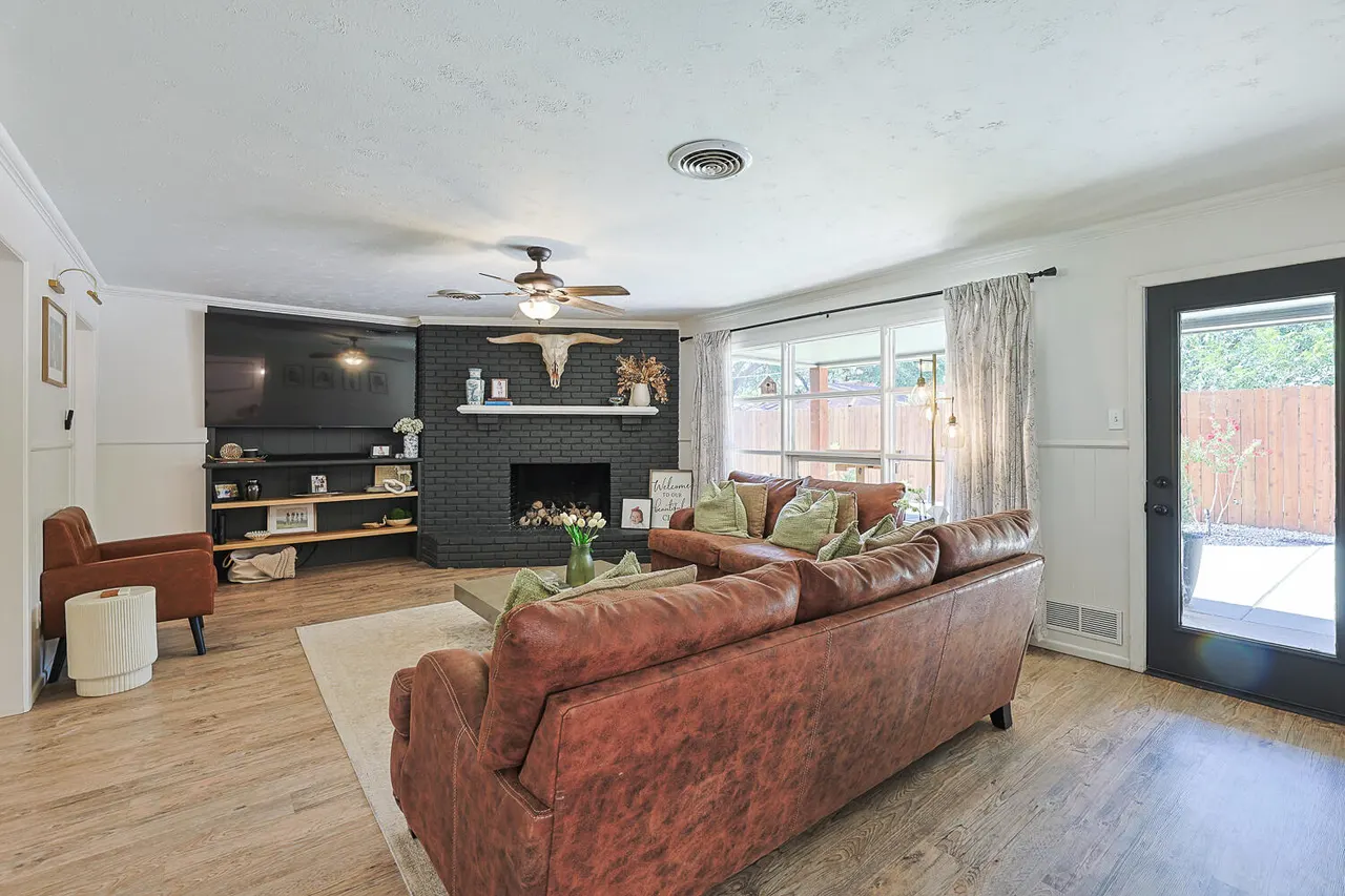 Photo 10 — 3413 60th Street, Lubbock, TX 79413