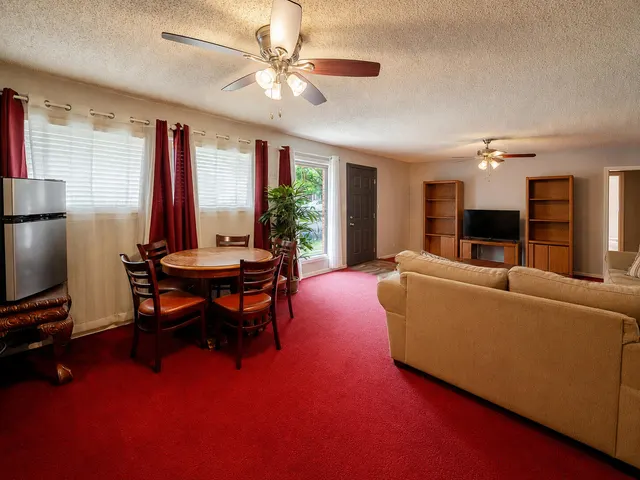 Photo 5 — 2408 Globe Avenue, Lubbock, TX 79404