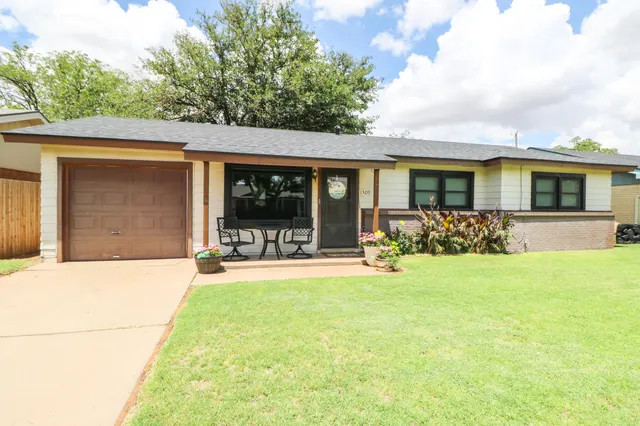 Front exterior — 1309 W 13th Street, Littlefield, TX 79339