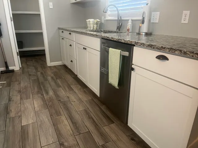 Photo 4 — 5404 33rd Street, Lubbock, TX 79407