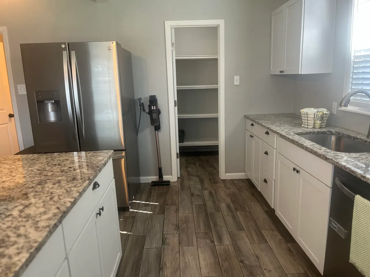 Photo 6 — 5404 33rd Street, Lubbock, TX 79407