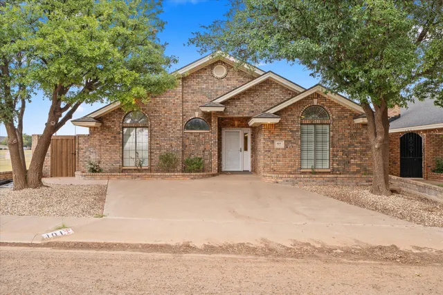 Front exterior — 101 Fannin Avenue, Levelland, TX 79336