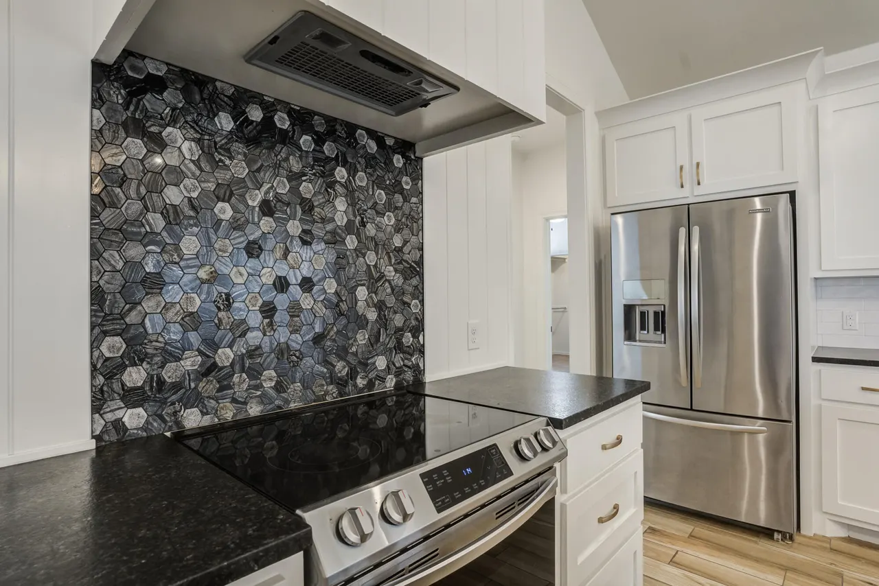 Photo 16 — 5915 Itasca Street, Lubbock, TX 79416