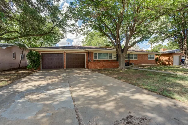 Photo 3 — 3406 44th Street, Lubbock, TX 79413