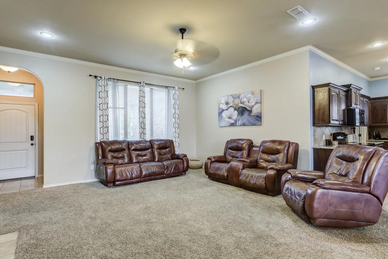 Photo 8 — 6214 94th Street, Lubbock, TX 79424
