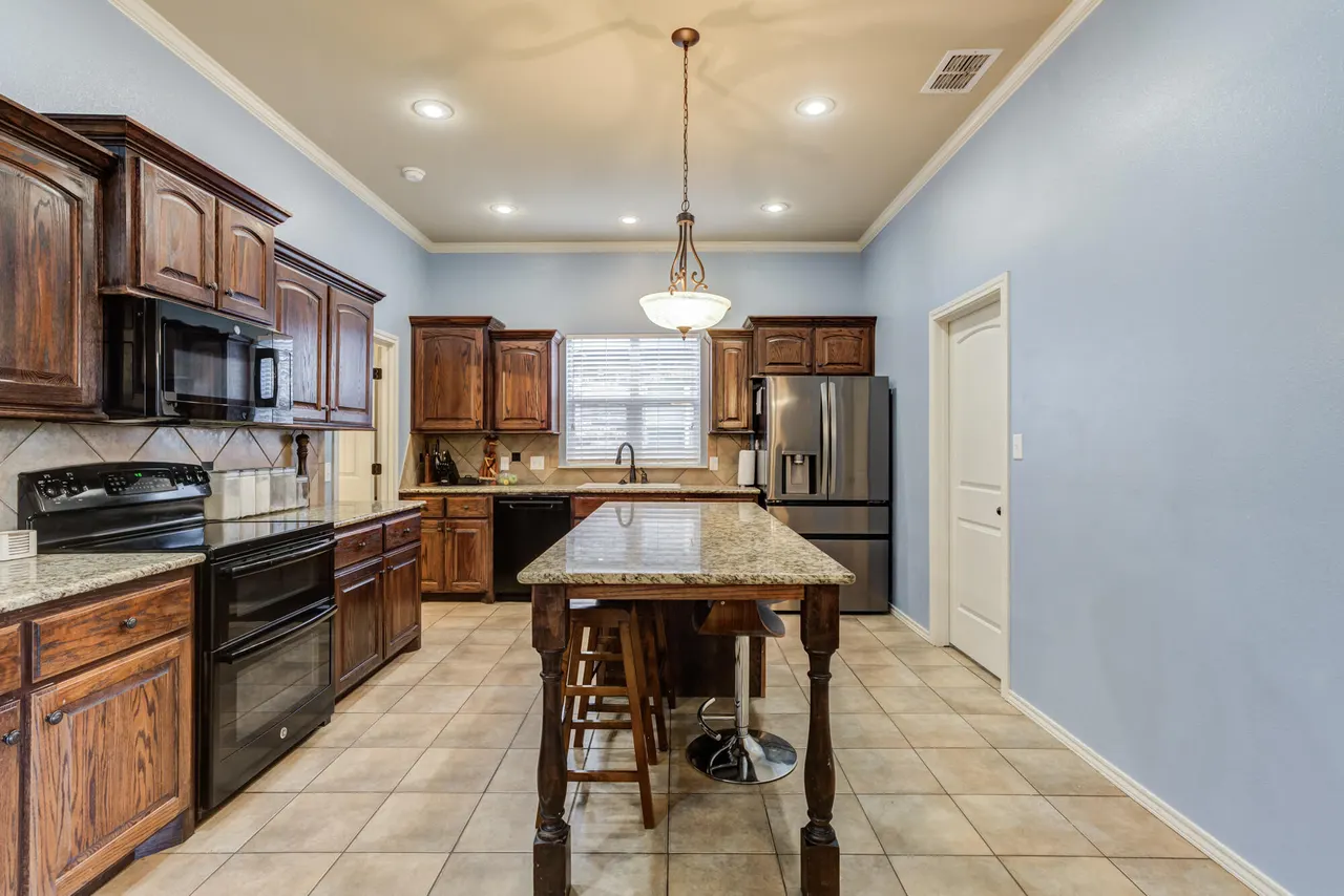 Photo 19 — 6214 94th Street, Lubbock, TX 79424