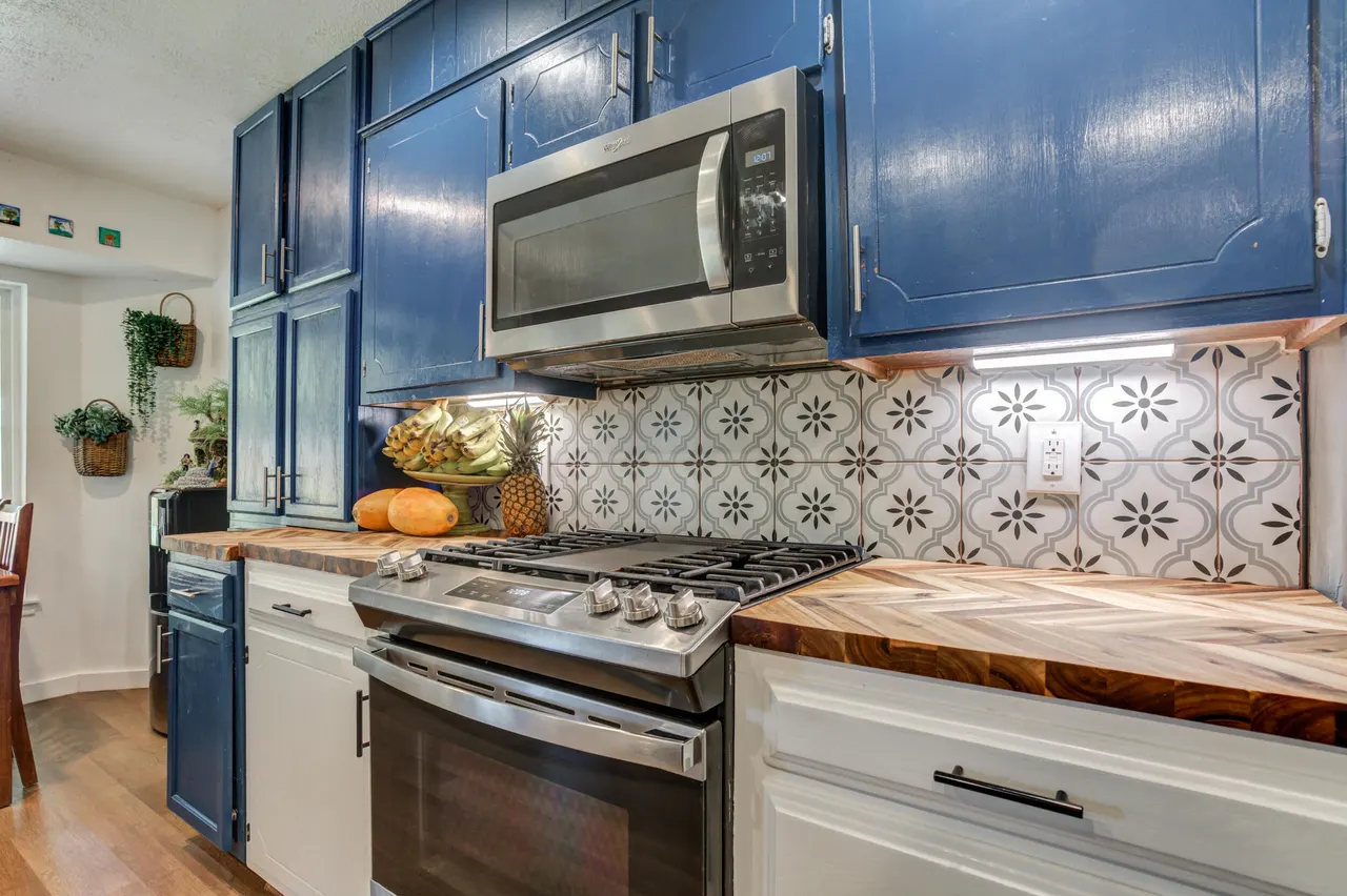 Photo 11 — 8206 Fremont Avenue, Lubbock, TX 79423