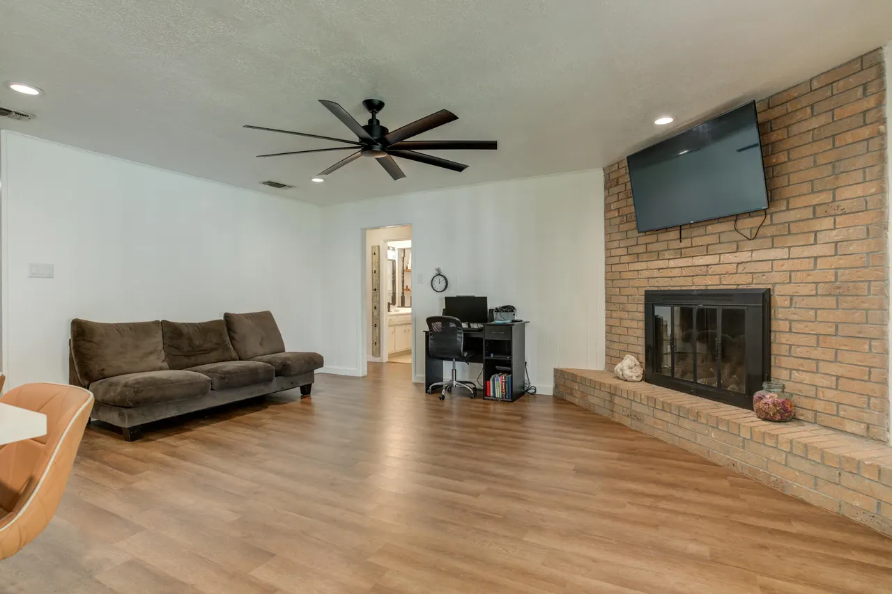 Photo 18 — 8206 Fremont Avenue, Lubbock, TX 79423