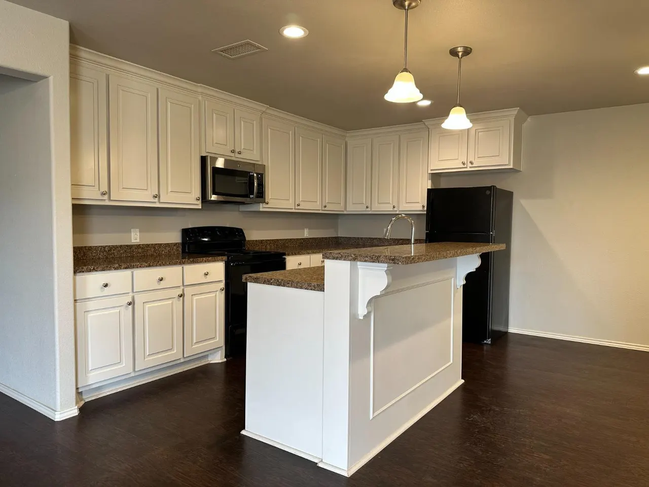 Photo 4 — 2701 113th Street, Lubbock, TX 79423