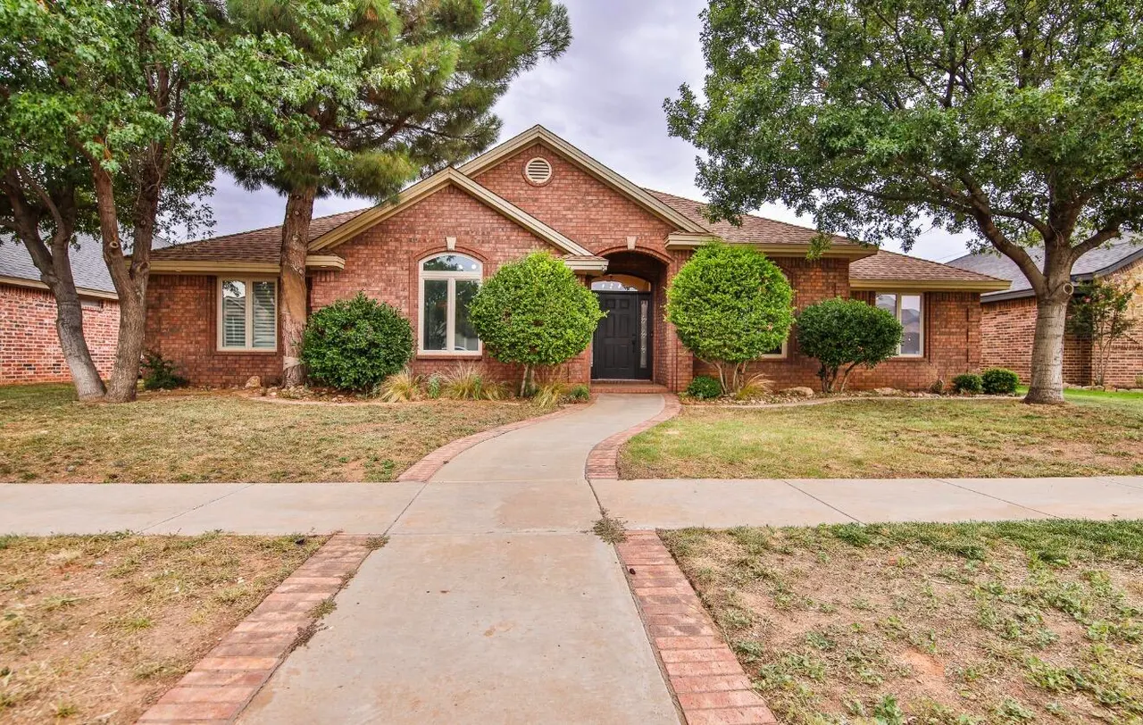 Photo 2 — 10604 Troy Avenue, Lubbock, TX 79424