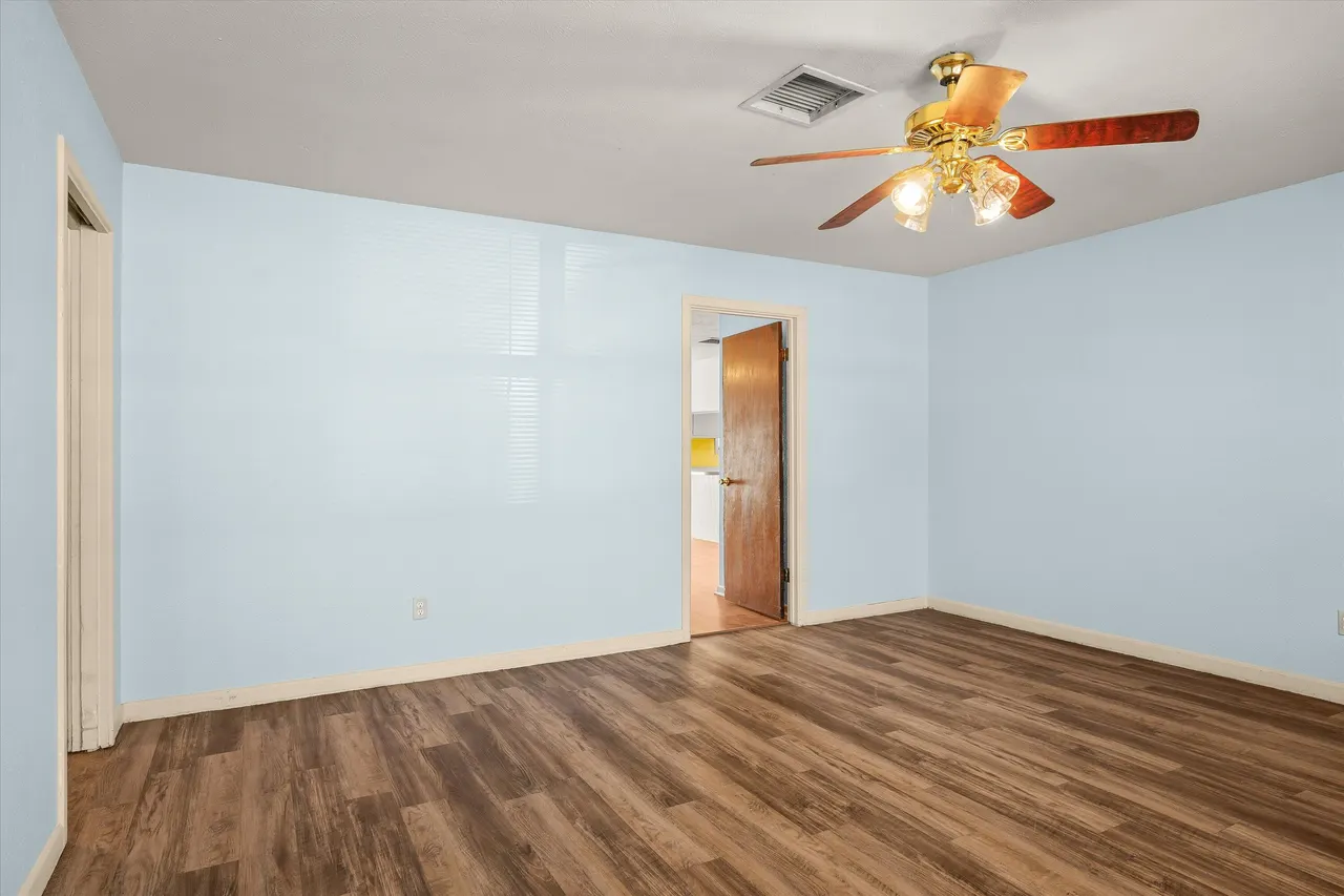 Photo 4 — 4319 48th Street, Lubbock, TX 79413