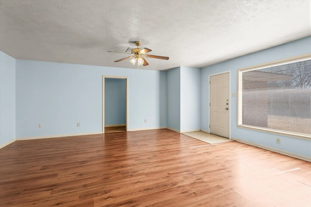 Photo 10 — 4319 48th Street, Lubbock, TX 79413