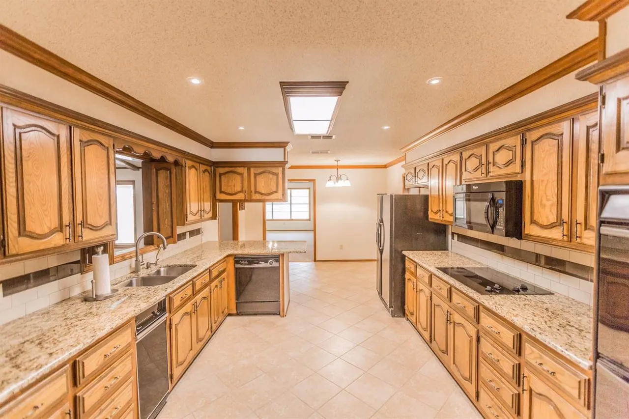 Photo 6 — 4403 88th Street, Lubbock, TX 79424