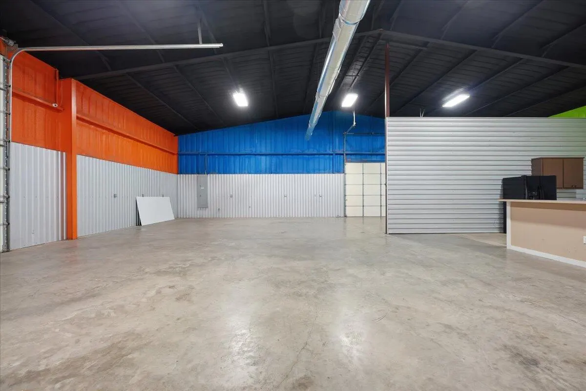 Photo 18 — 3118 E Slaton Road, Lubbock, TX 79404