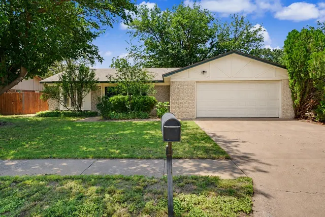 Front exterior — 2607 76th Street, Lubbock, TX 79423