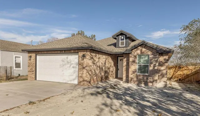 Photo 3 — 110 79th Street, Lubbock, TX 79404