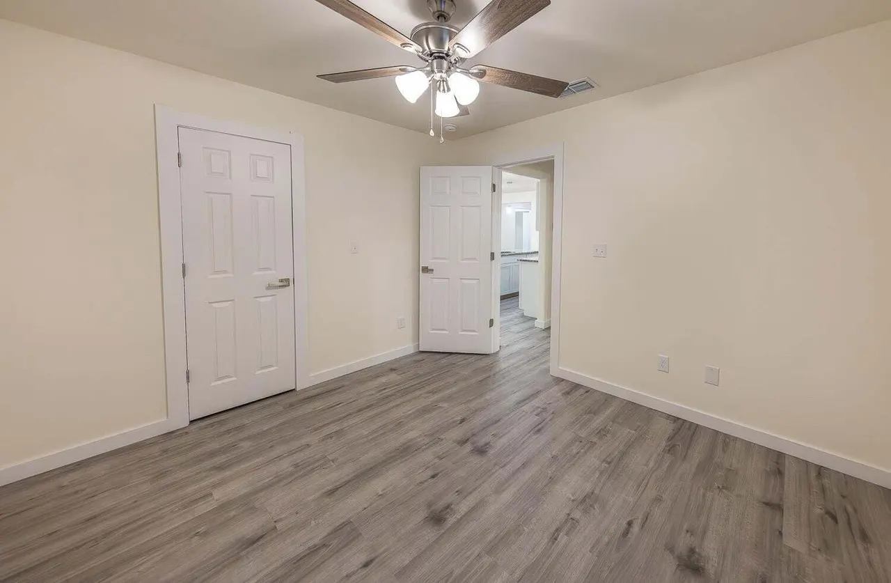 Photo 10 — 110 79th Street, Lubbock, TX 79404