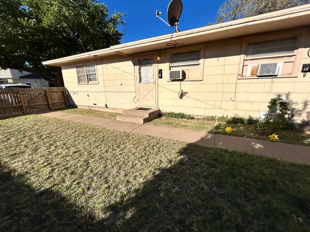 Photo 7 — 3810 22nd Place A, Lubbock, TX 79410