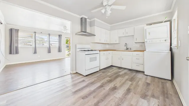 Photo 8 — 4603 42nd Street, Lubbock, TX 79414