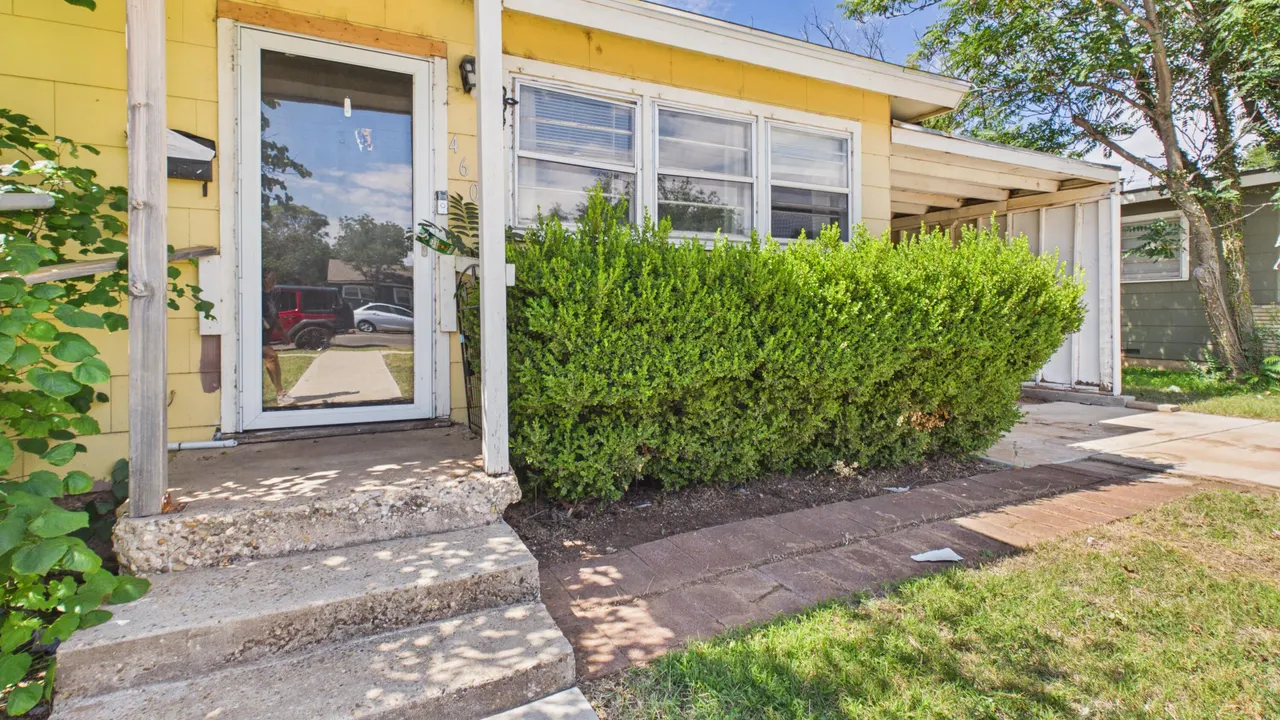 Photo 2 — 4603 42nd Street, Lubbock, TX 79414