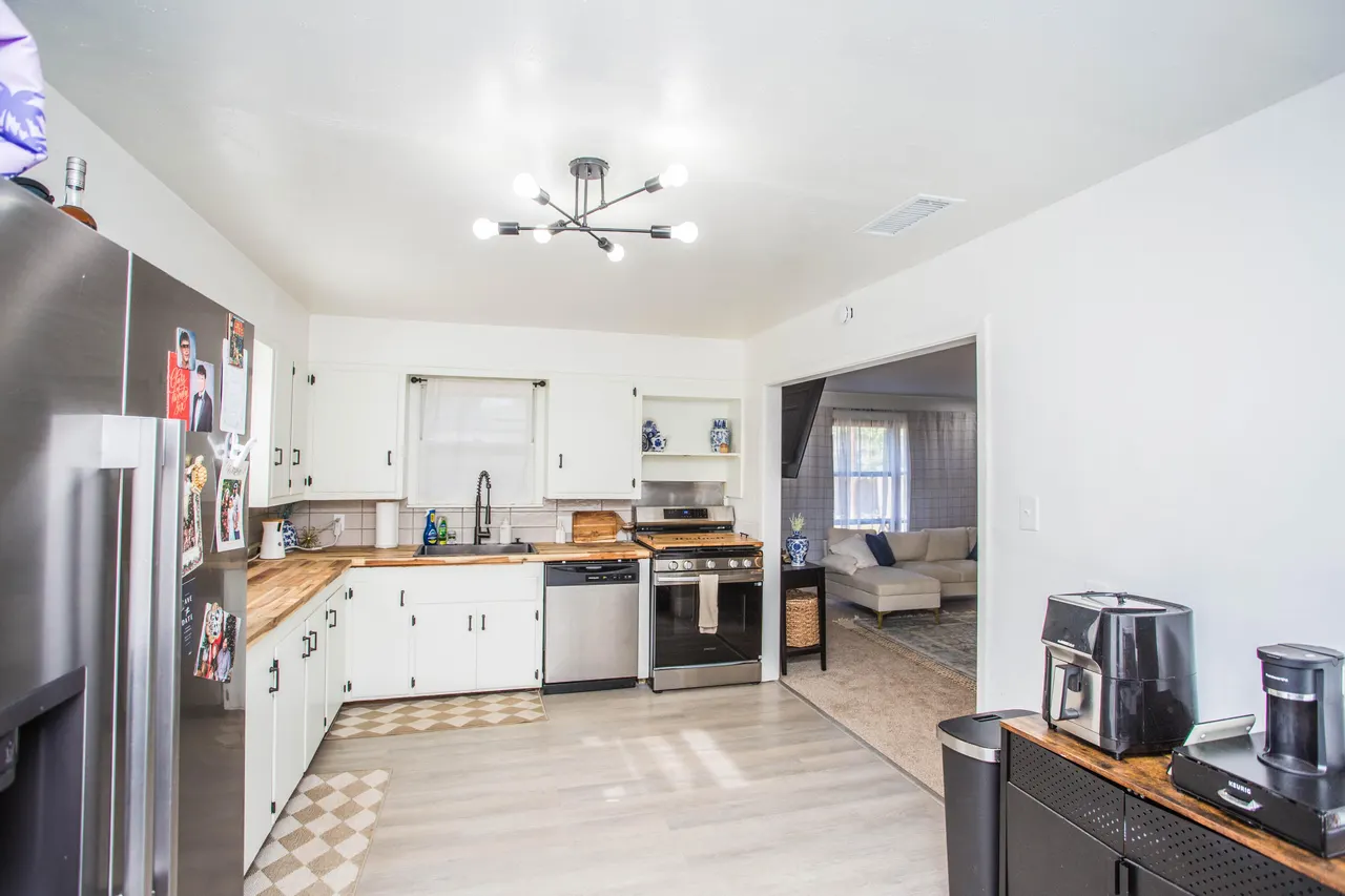 Photo 10 — 3804 38th Street, Lubbock, TX 79413