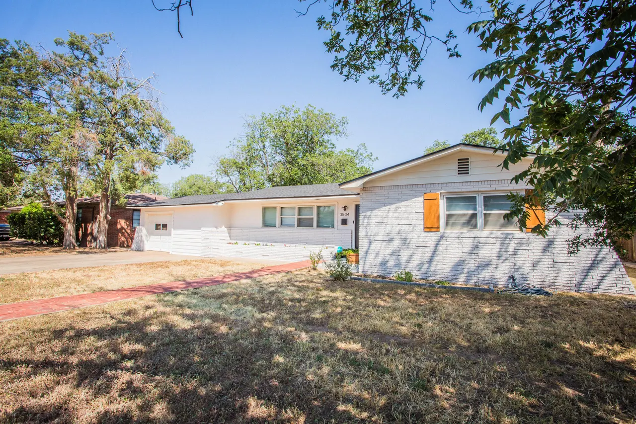 Photo 3 — 3804 38th Street, Lubbock, TX 79413