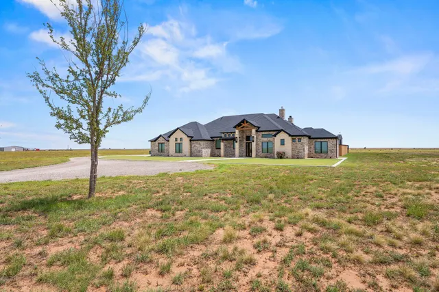 Photo 2 — 3978 Farm To Market Road 1294, Levelland, TX 79336