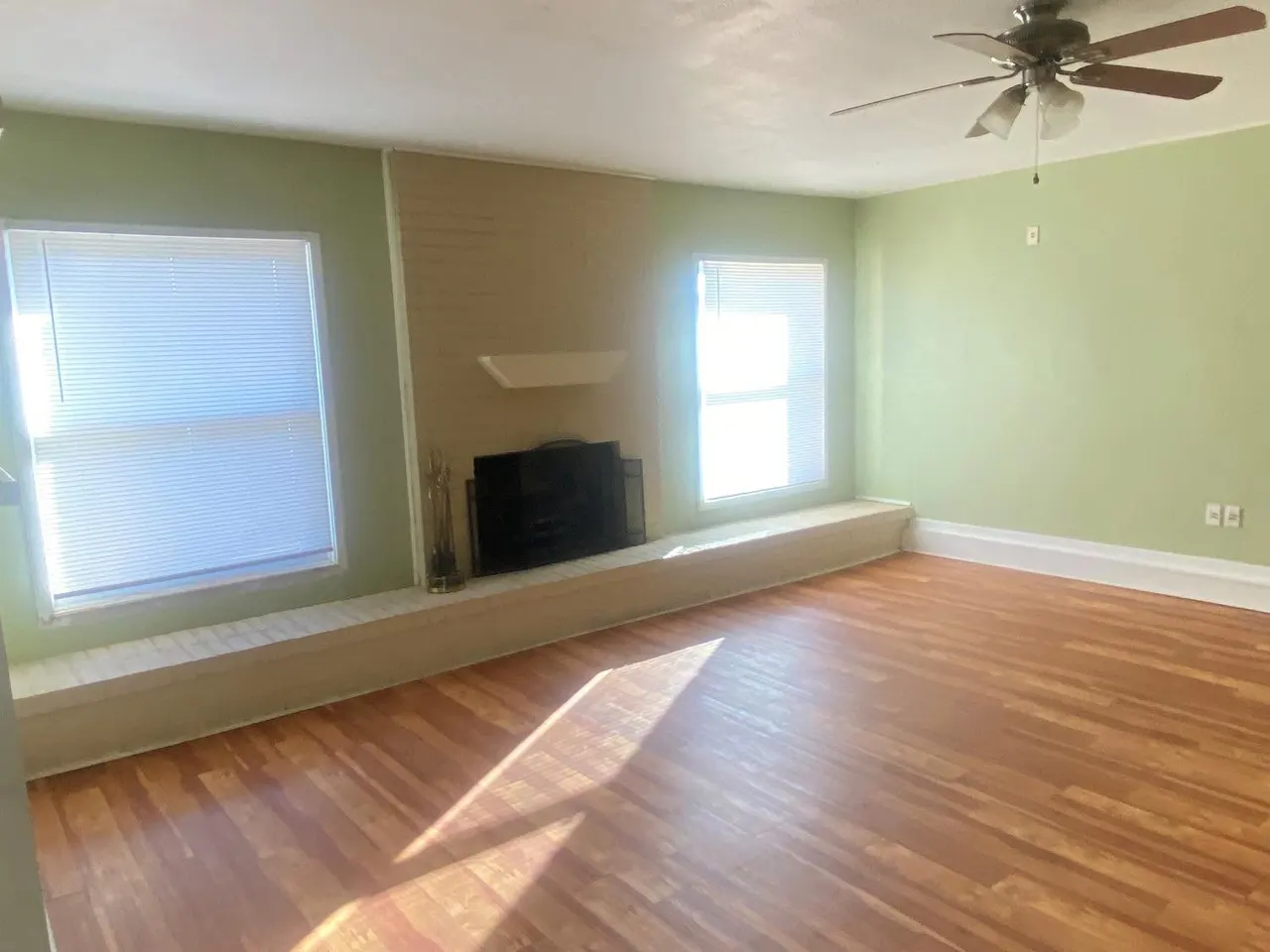 Photo 2 — 4940 6th Street, Lubbock, TX 79416