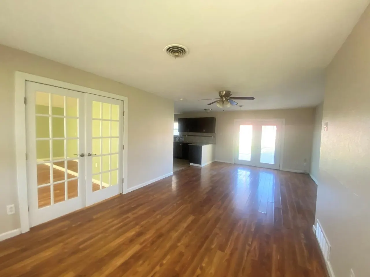 Photo 6 — 4940 6th Street, Lubbock, TX 79416