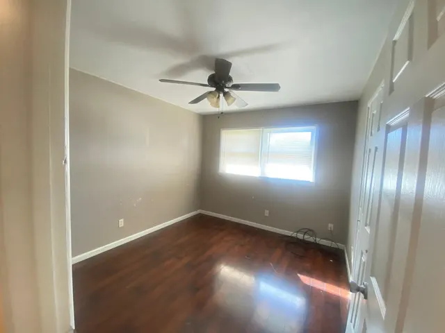 Photo 7 — 4940 6th Street, Lubbock, TX 79416