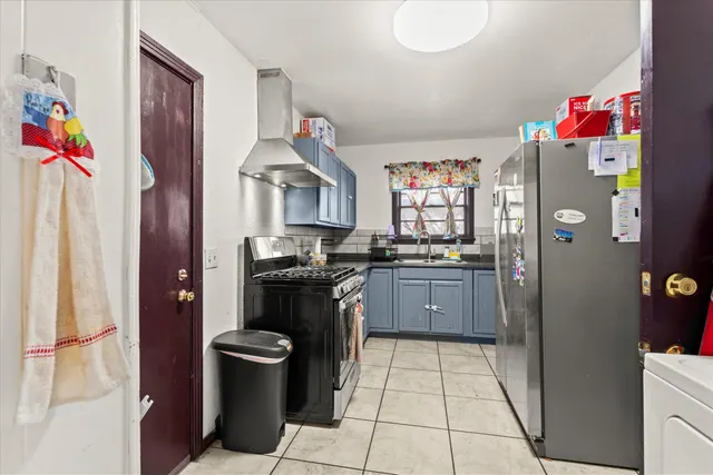 Photo 8 — 1915 37th Street, Lubbock, TX 79412