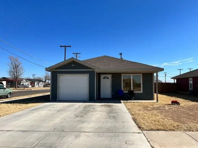 Front exterior — 1001 Zenith Avenue, Lubbock, TX 79403