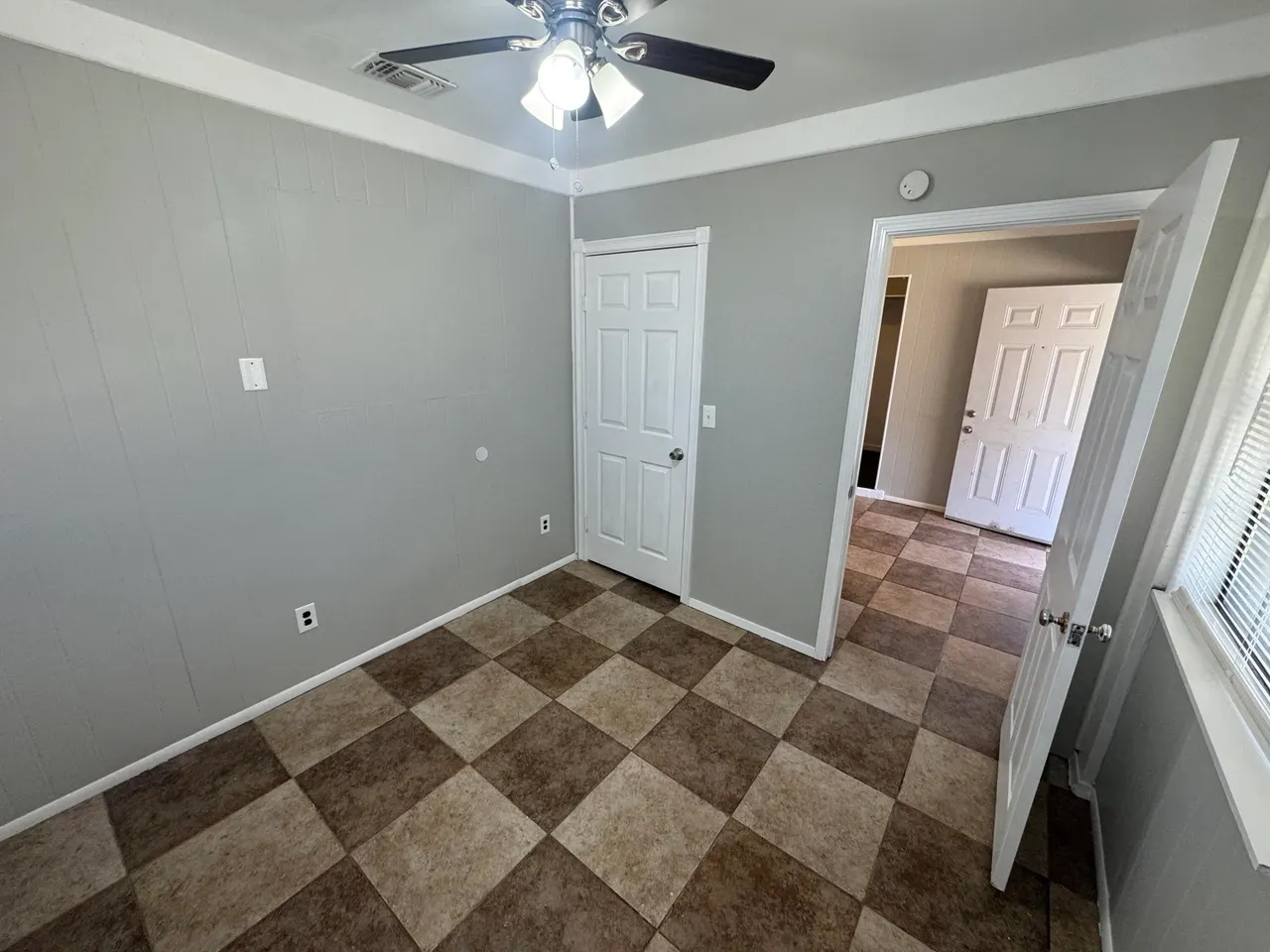 Photo 9 — 5316 32nd Street, Lubbock, TX 79407