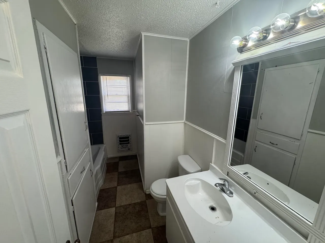 Photo 12 — 5316 32nd Street, Lubbock, TX 79407