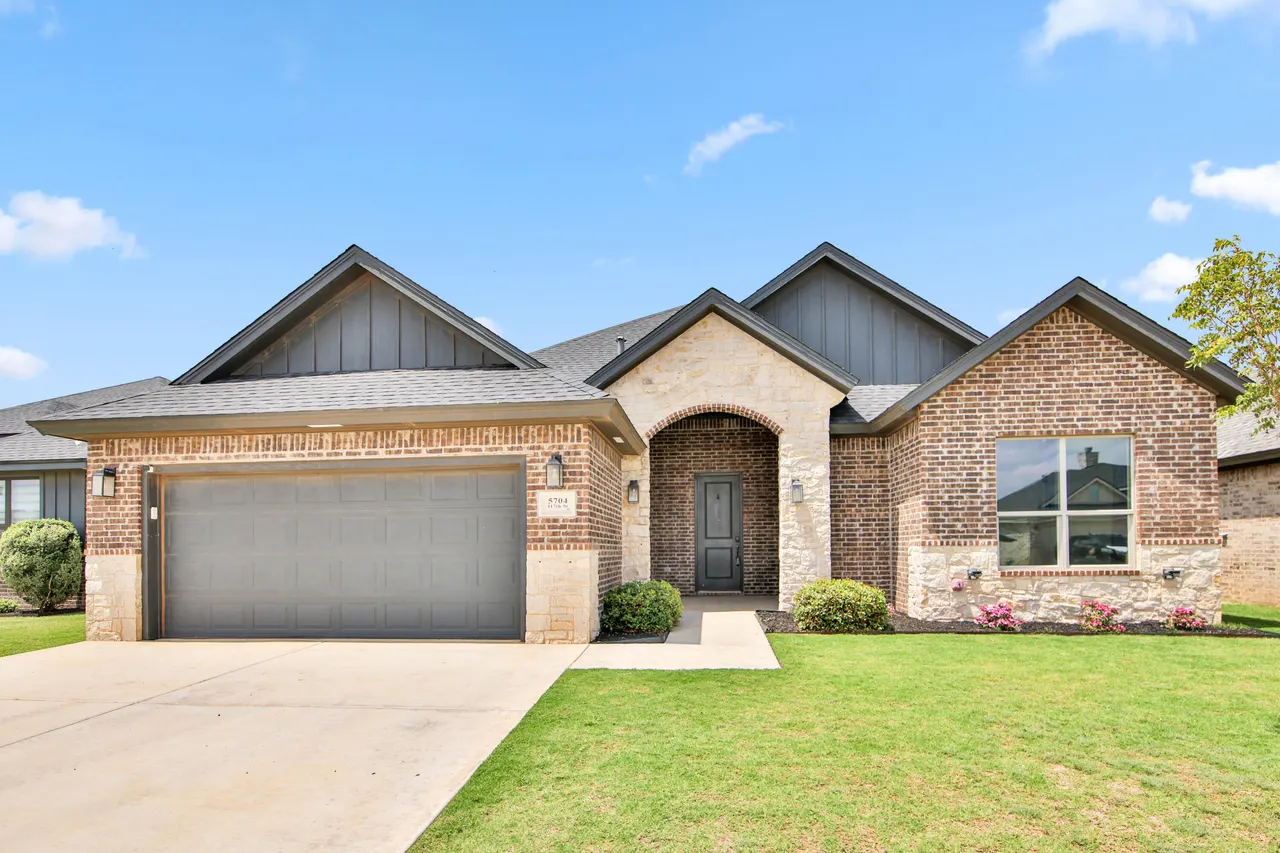 Front exterior — 5704 117th Street, Lubbock, TX 79424