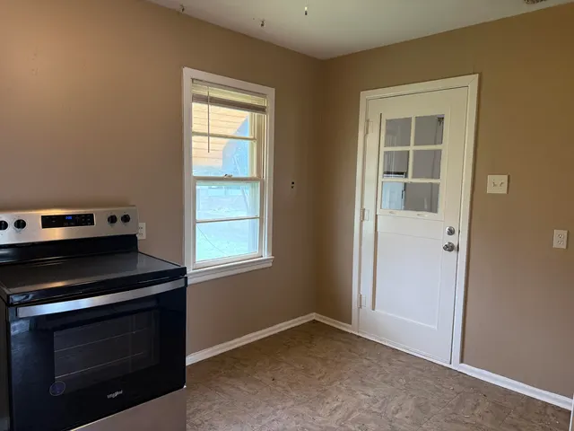 Photo 3 — 1514 Avenue F, Levelland, TX 79336