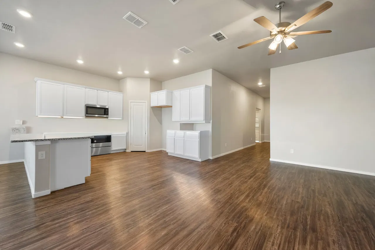 Photo 12 — 2107 Kirksey Avenue, Lubbock, TX 79407