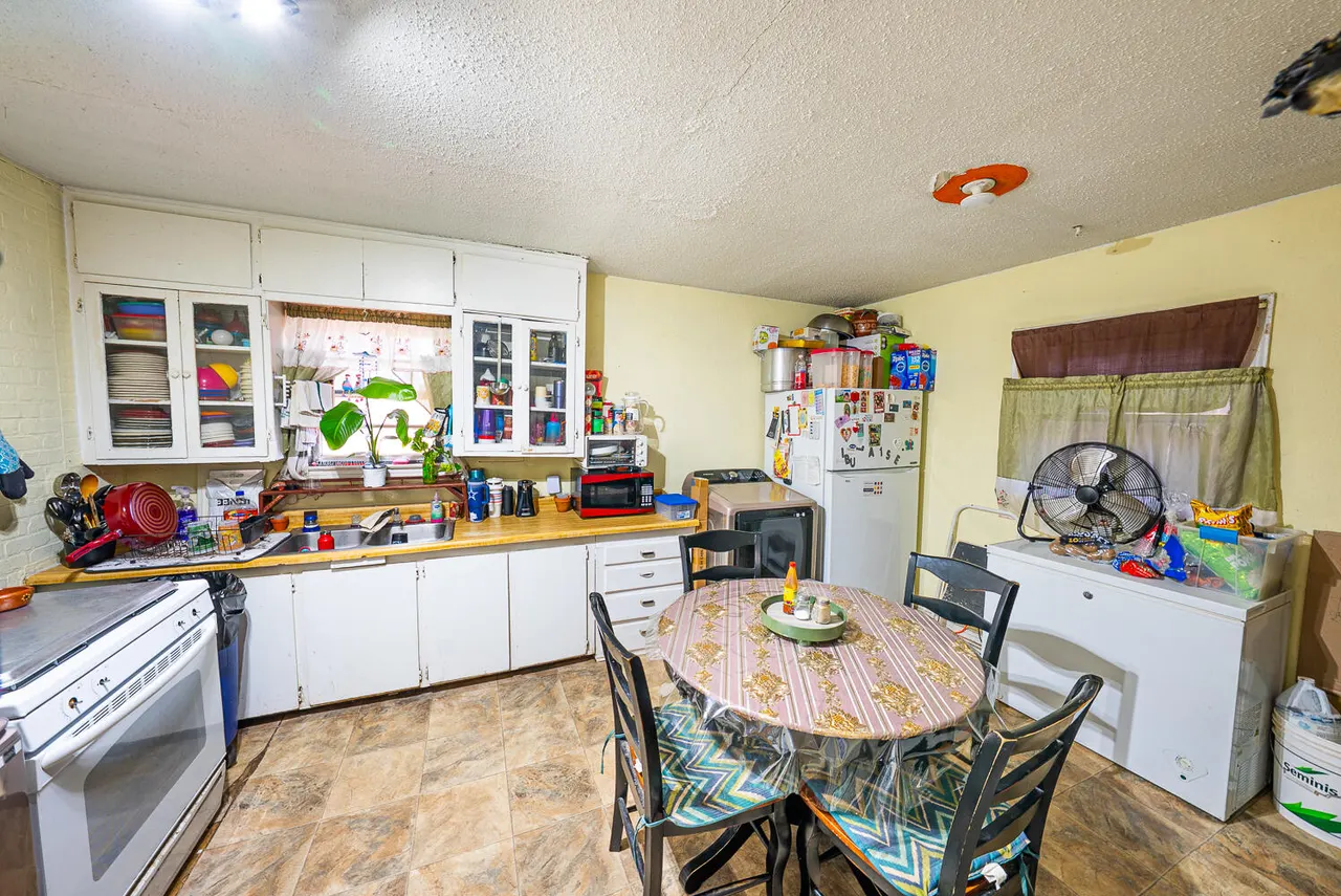 Photo 3 — 711 30th Street, Lubbock, TX 79404