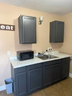 Photo 7 — 6215 24th Street, Lubbock, TX 79407
