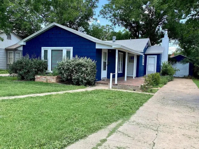 Front exterior — 2114 29th Street, Lubbock, TX 79411