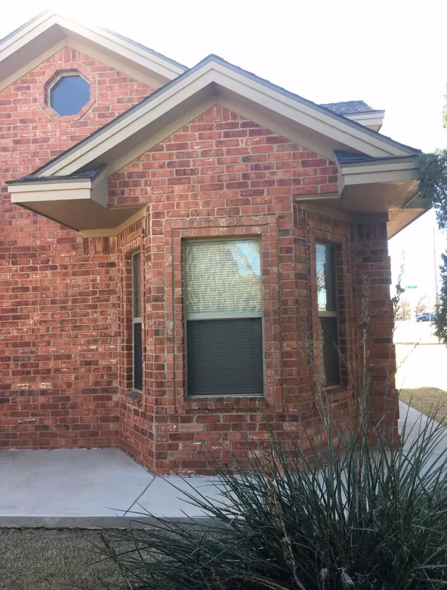 Photo 5 — 101 SE 6th Street, Plainview, TX 79072